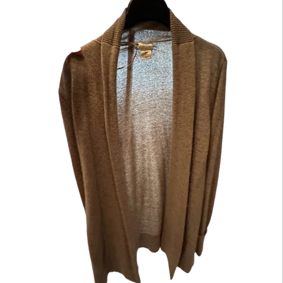 Cashmere cardigan with cuffed sleeves - Picture 2 of 9